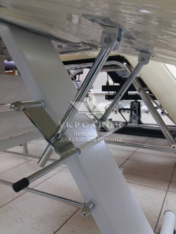 Кушетка косметологическая 202