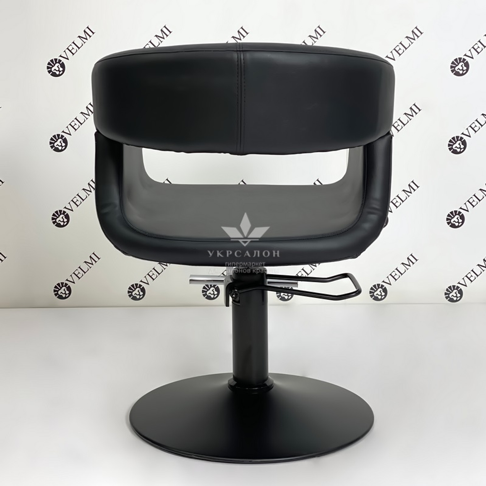 Парикмахерское кресло Charly Loft