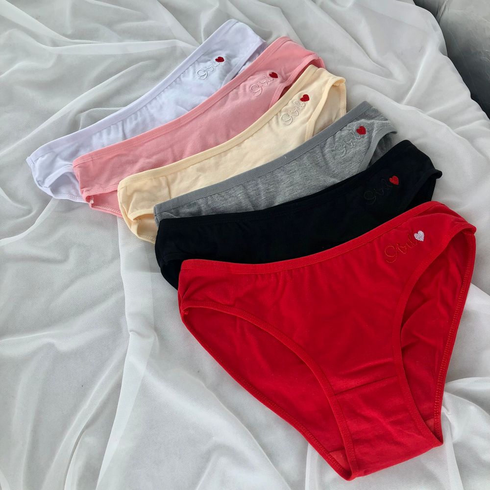 Трусики з нашивкою "Сердечко"