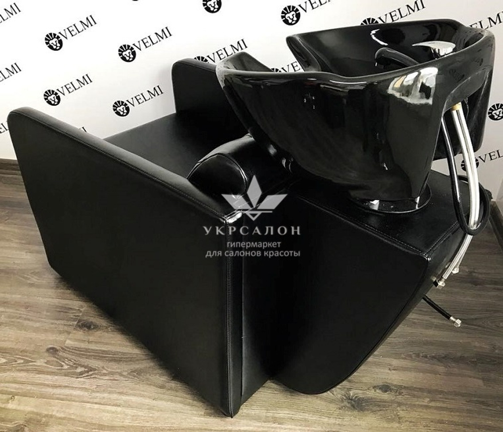 Комплект парикмахерской мебели Sorento Cardinal