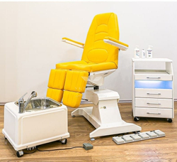 Педикюрно-косметологічне крісло fut-profi-3