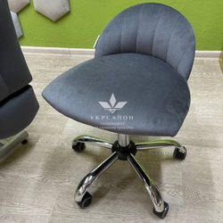 Педикюрне крісло Tertio зі стільчиком для педикюру Rior