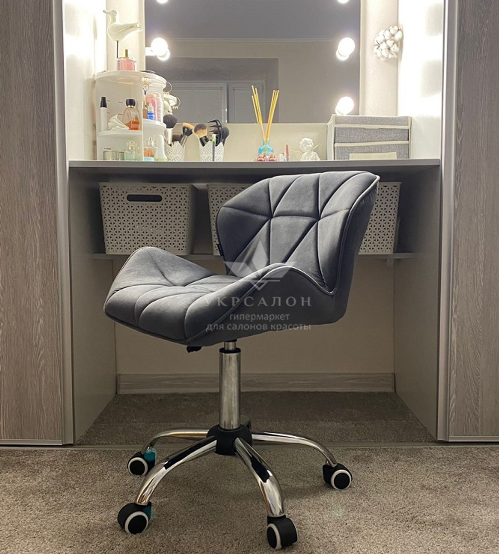 Стульчик мастера Paris Velor