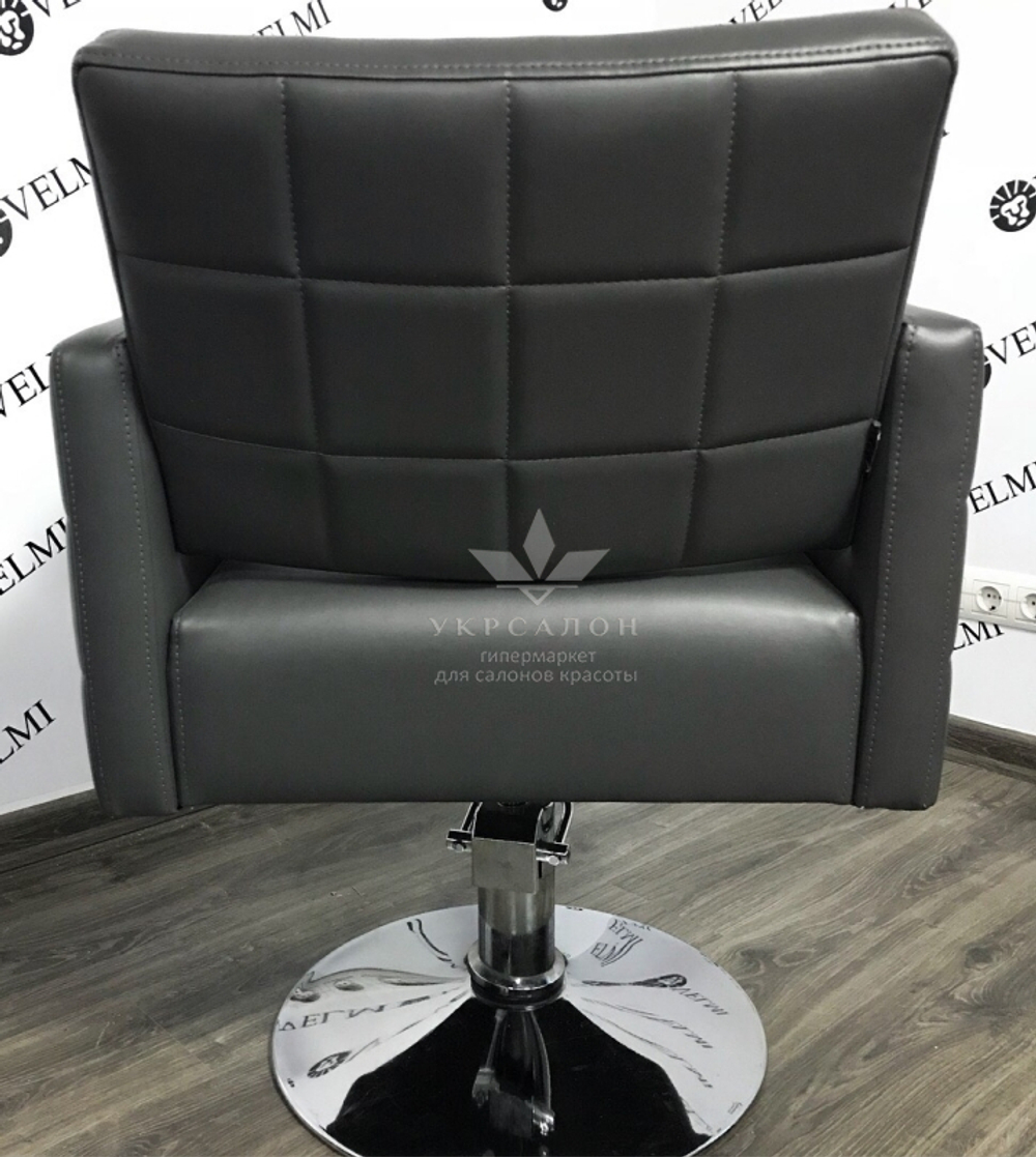 Кресло парикмахерское Dioni