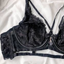 Ажурный комплект