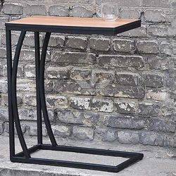 Столик для клієнтів 207