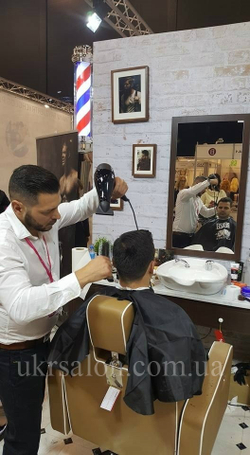 Перукарське крісло Barber Holland 2