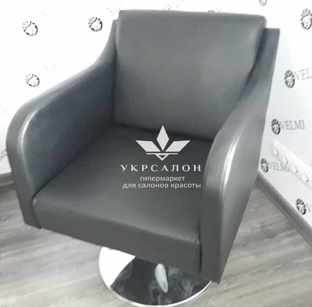 Парикмахерское кресло NICKI