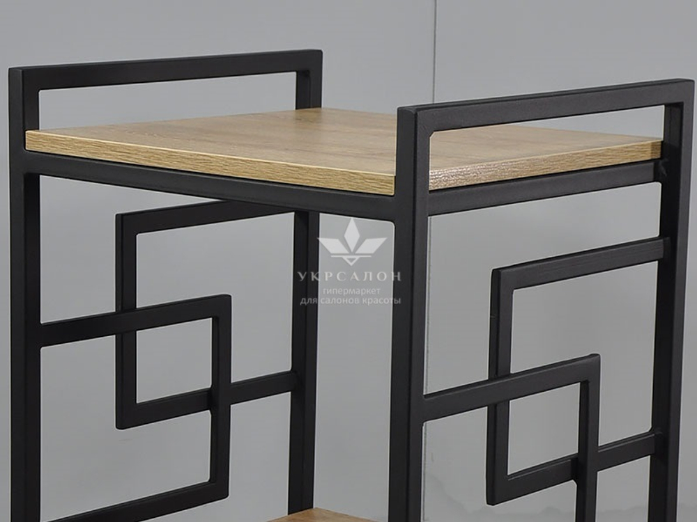 Столик для клиентов 297