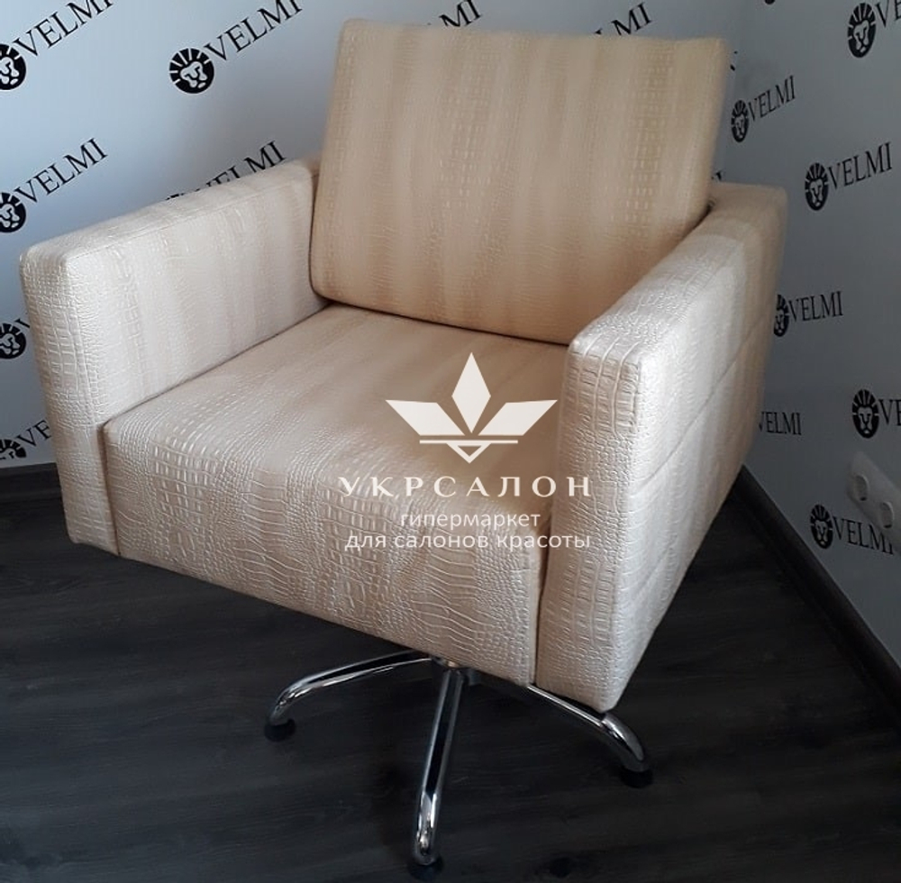 Кресло парикмахерское Dioni