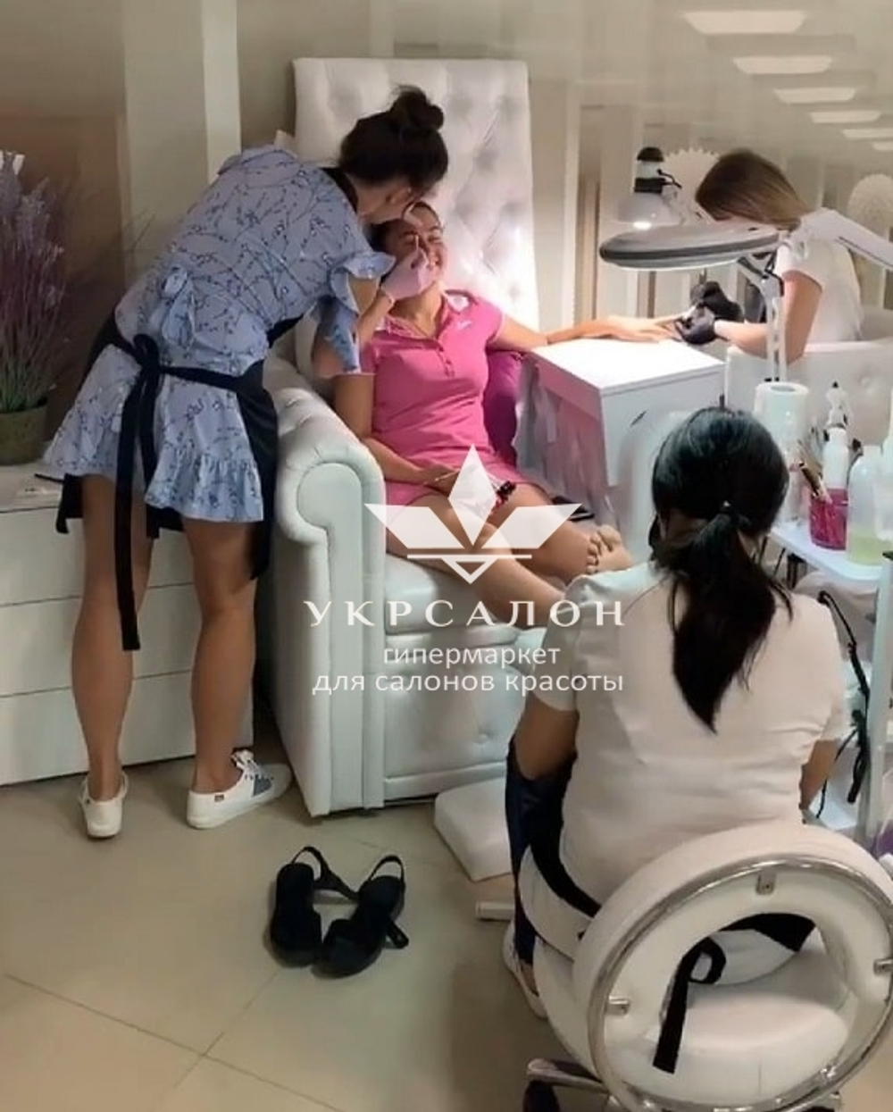 Педикюрное крісло трон queen