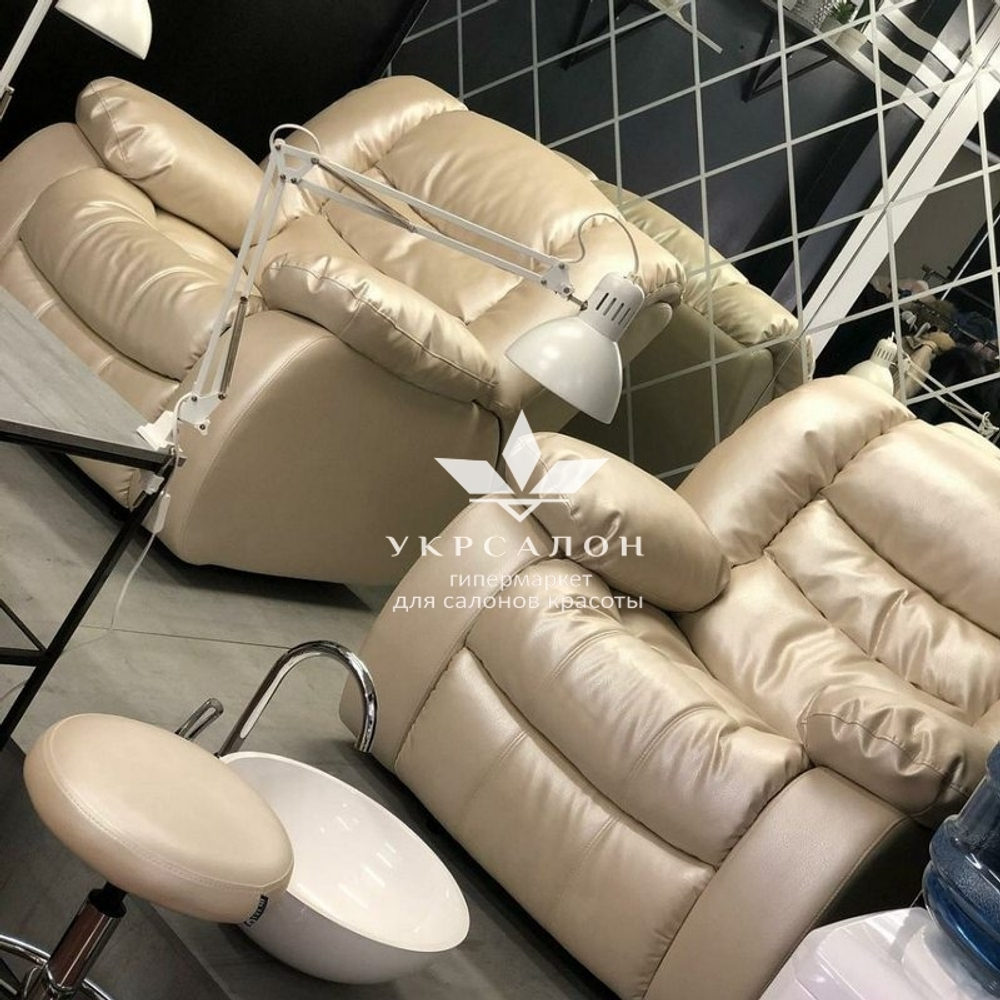 Педикюрное SPA кресло-реклайнер Ontario