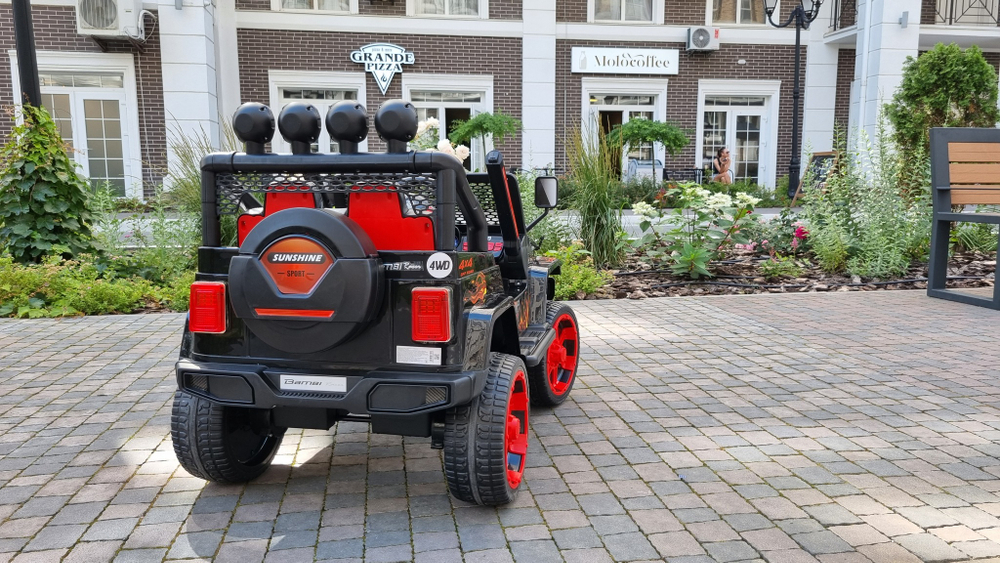 Дитячий електромобіль Jeep 4WD "WeKids Cars"