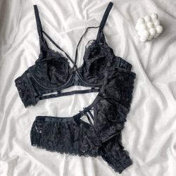 Ажурный комплект