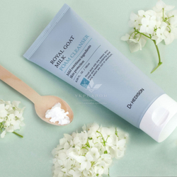 Пенка для умывания с экстрактом козьего молока Dr.Hedison Royal Goat Milk Foam Cleanser