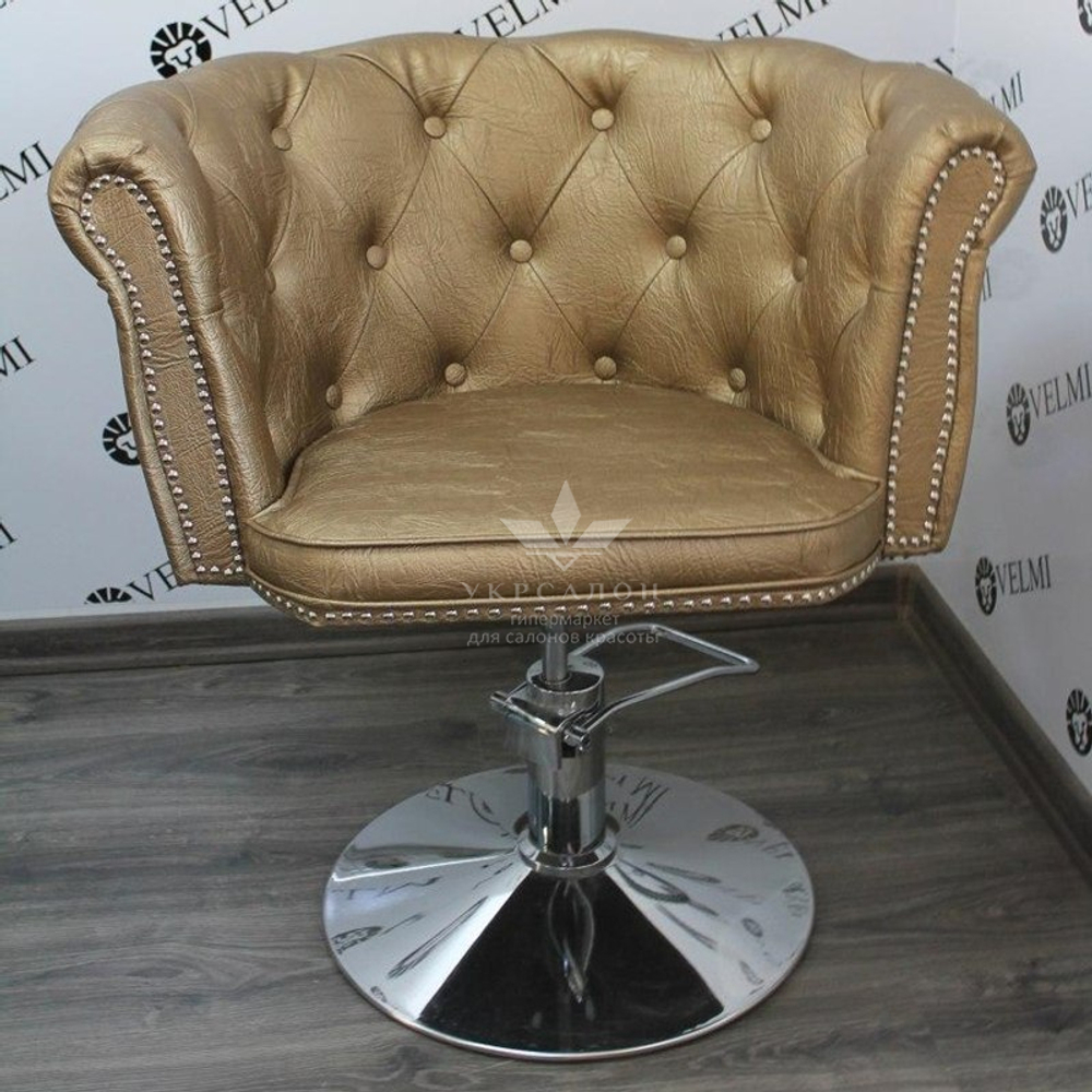 Кресло парикмахерское Grandee