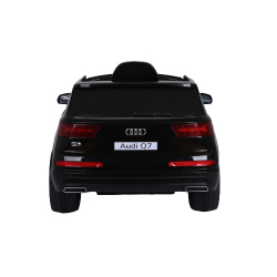 Дитячий електромобіль Audi Q7 YJ2188