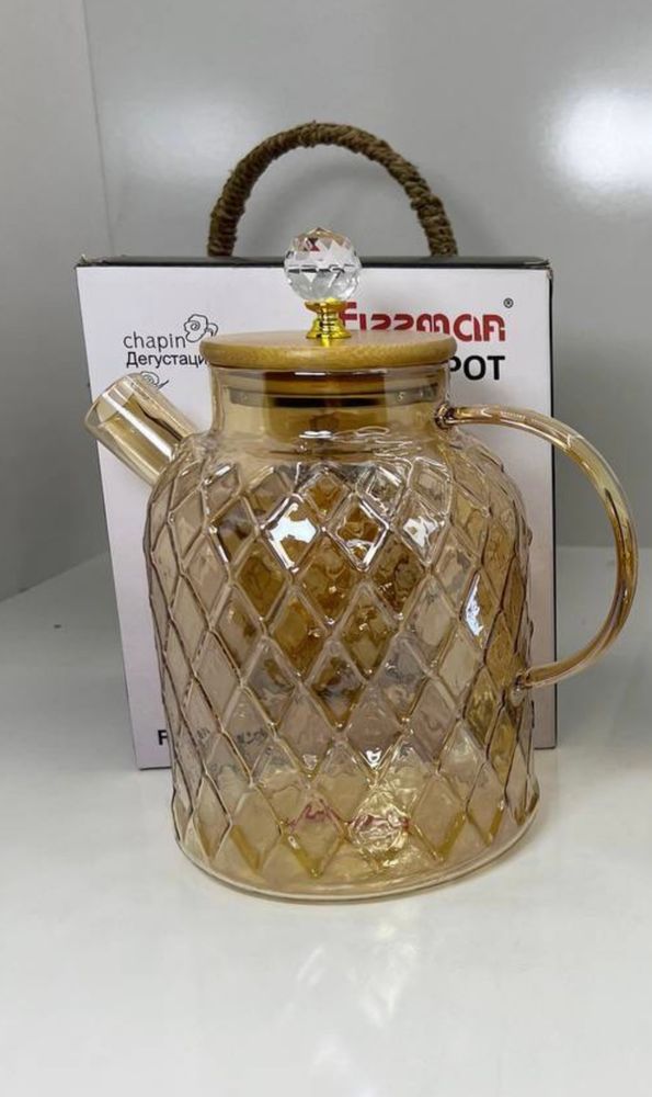Жаропрочный чайник 1.8л