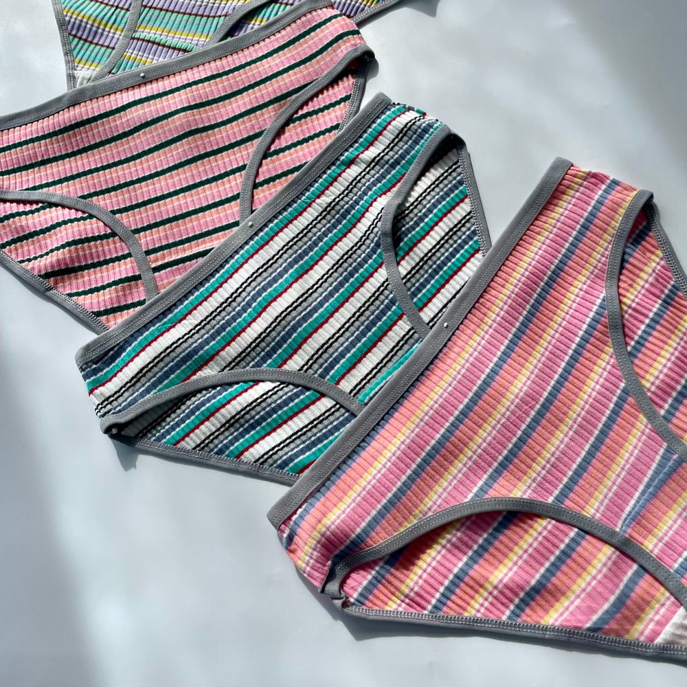 Сліпи в смужку