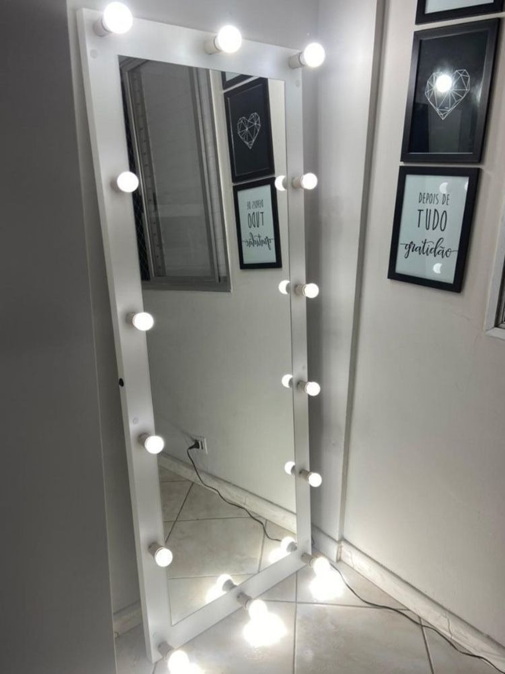 Дзеркало для візажу 717