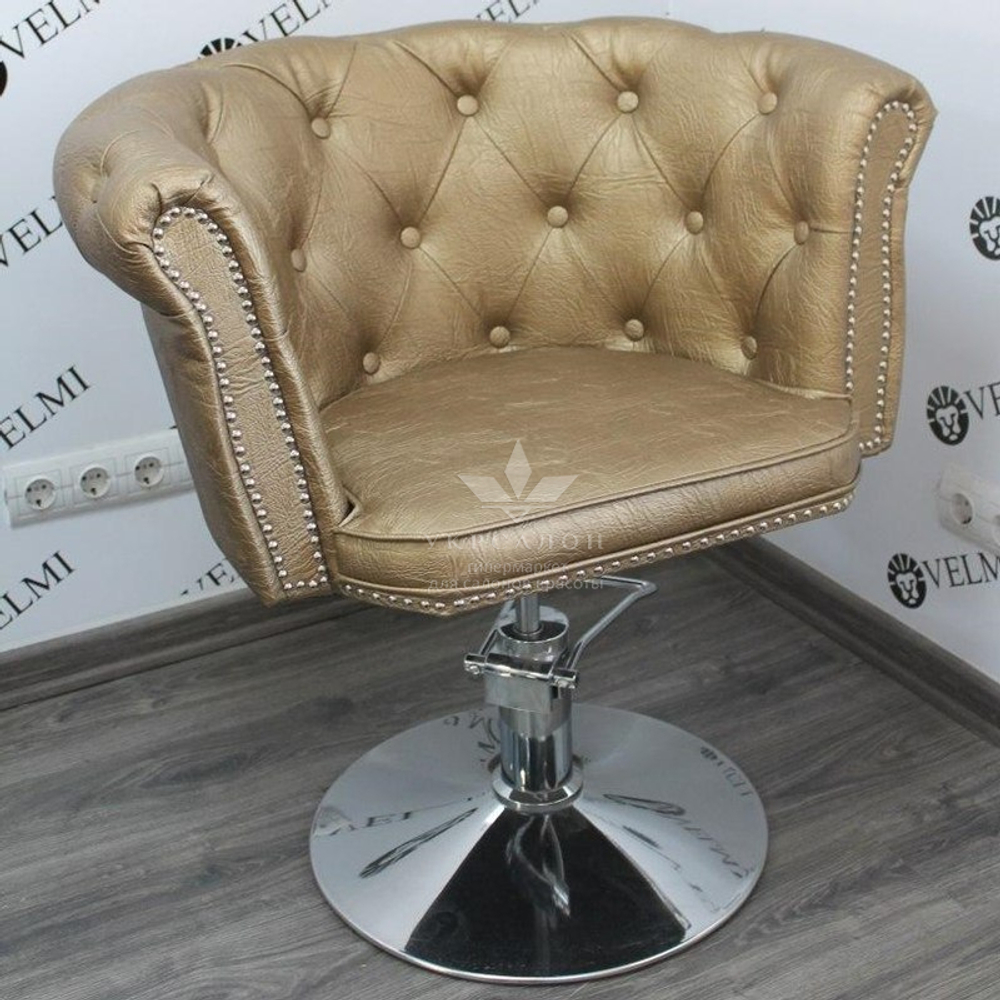 Кресло парикмахерское Grandee