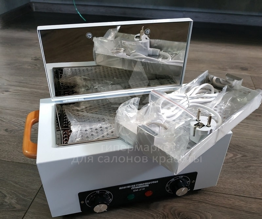 Сухожаровой стерилизатор SM 210