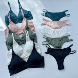 Атласний комплект в стилі Old Money