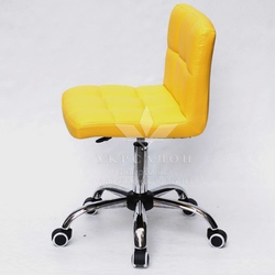 Стільчик майстра Lion