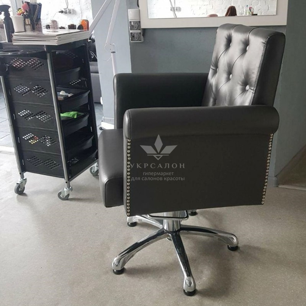 Перукарське крісло Menson