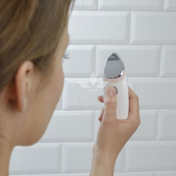 Косметический аппарат для лечения кожи лица Ilumi Facial Hot and Cold