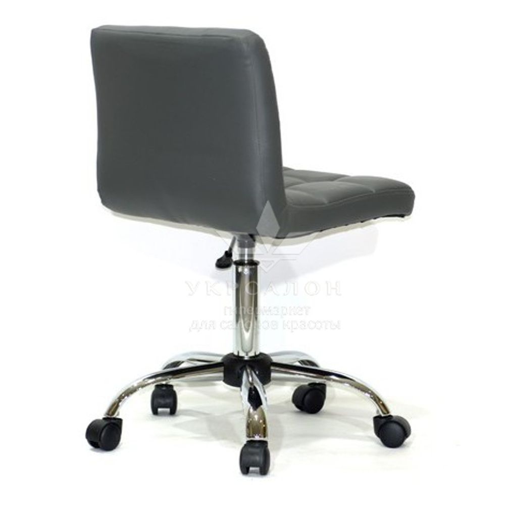 Стільчик майстра Lion