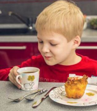 Набір столових приладів дитячий 4 предмети Krauff 29-189-041