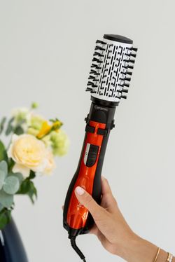 Фен-браш з обертанням 3в1 Gemei