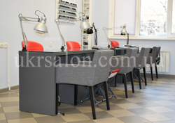 Манікюрний стіл Glossy