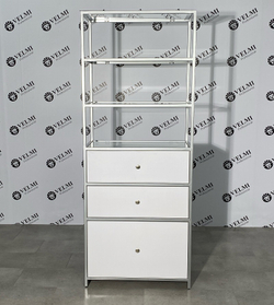 Витрина для салона красоты Iris