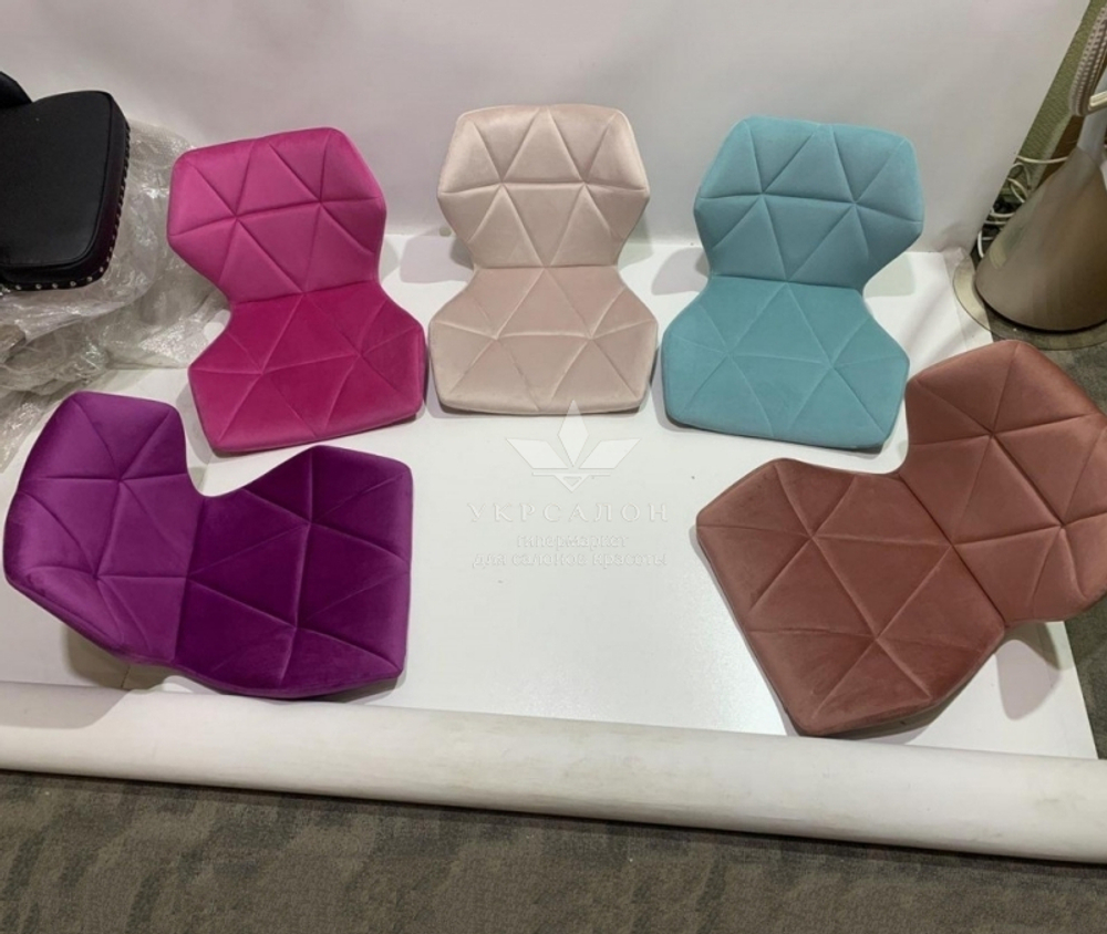 Стільчик майстра Paris Torino Velor New