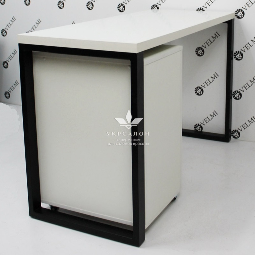 Манікюрний стіл Alaska