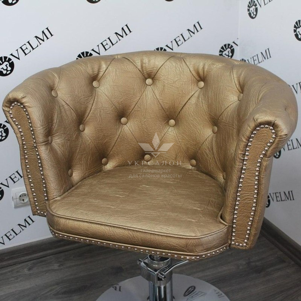 Кресло парикмахерское Grandee