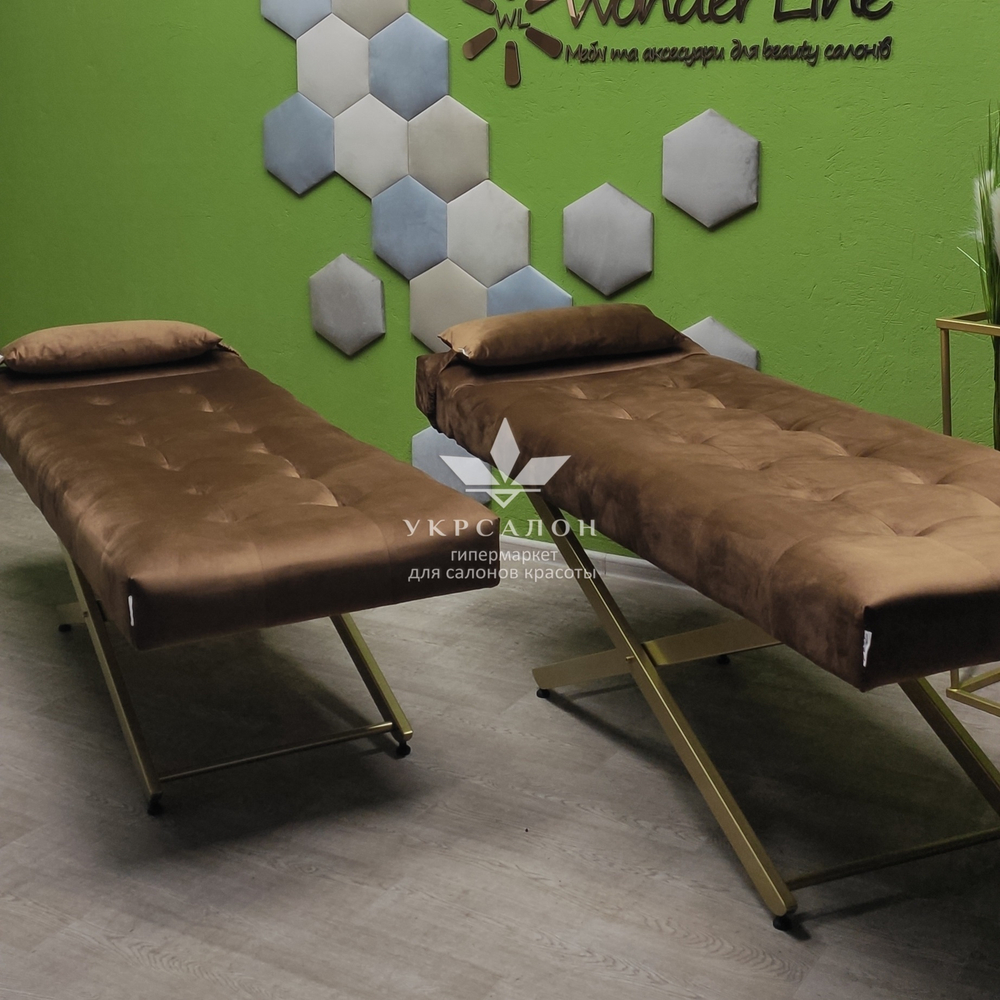 Косметологічна кушетка Tertio з регулюванням підголівника