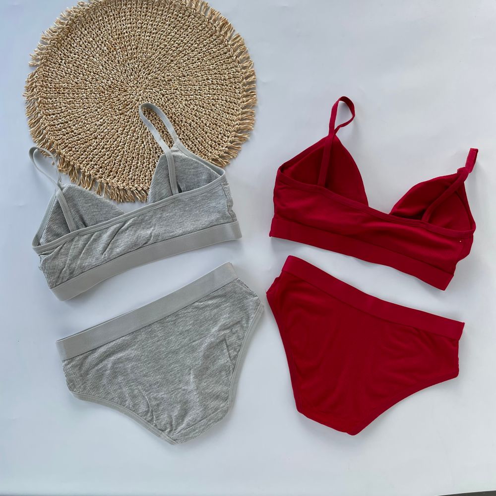 Комплект в рубчик зі сліпами