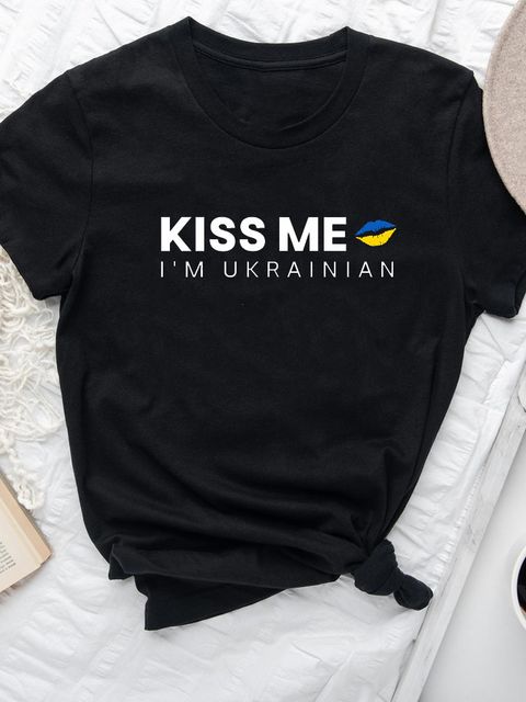 Футболка мужская черная Kiss Me! I am Ukrainian! Love&Live фото 1