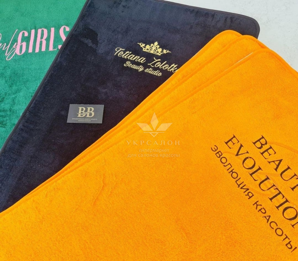 Махровий килимок для салону краси