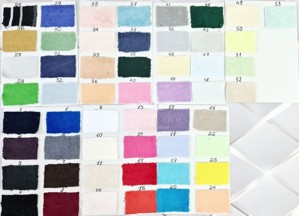 Махровий килимок для салону краси