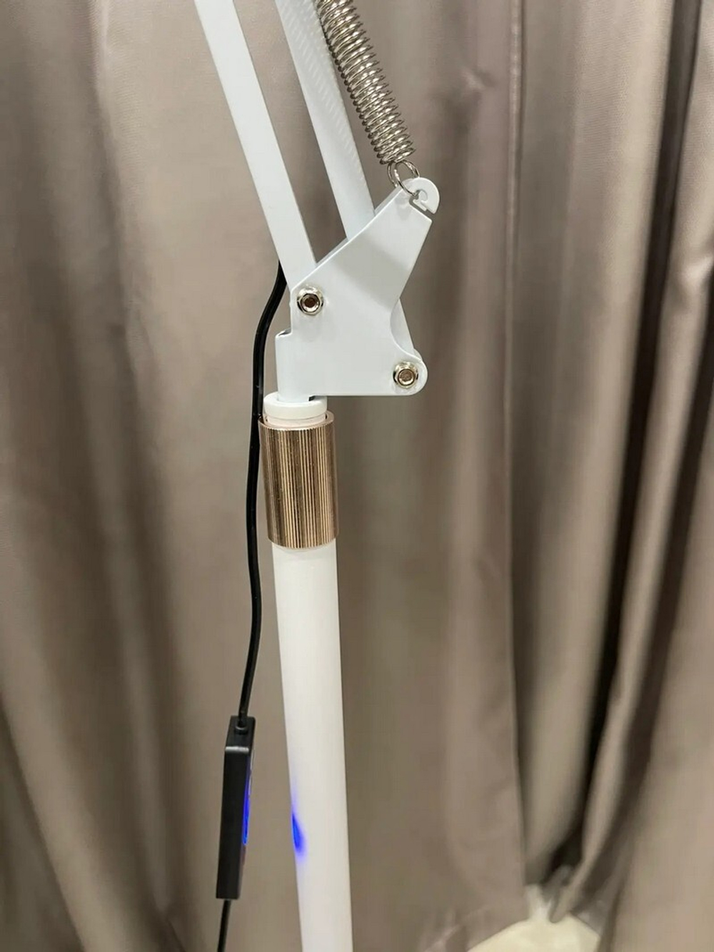 Бестеневая LED-лампа на штативе HD-M40X, 36 Вт, белая