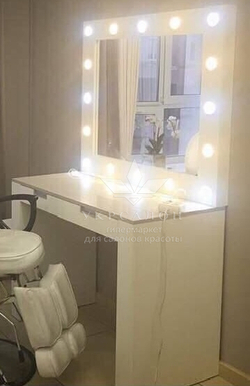 Парикмахерское рабочее место 718