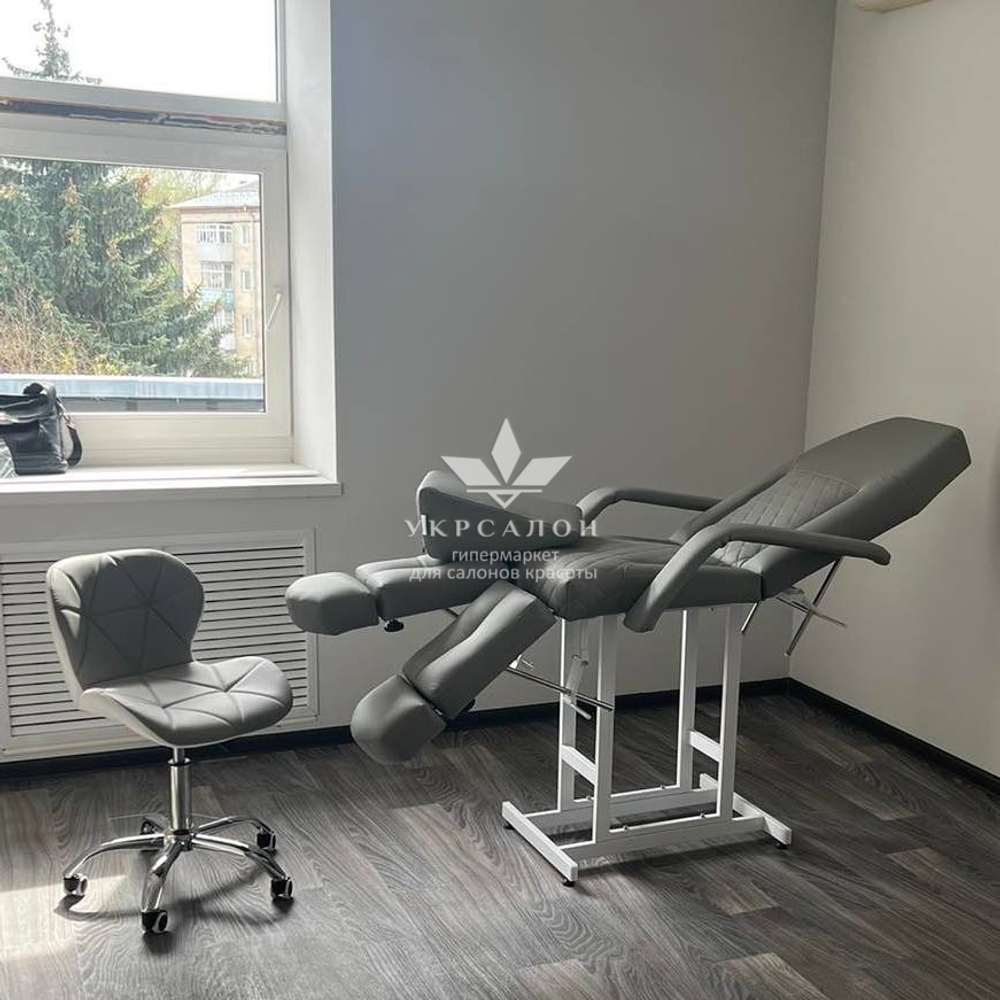 Педикюрне крісло Tertio