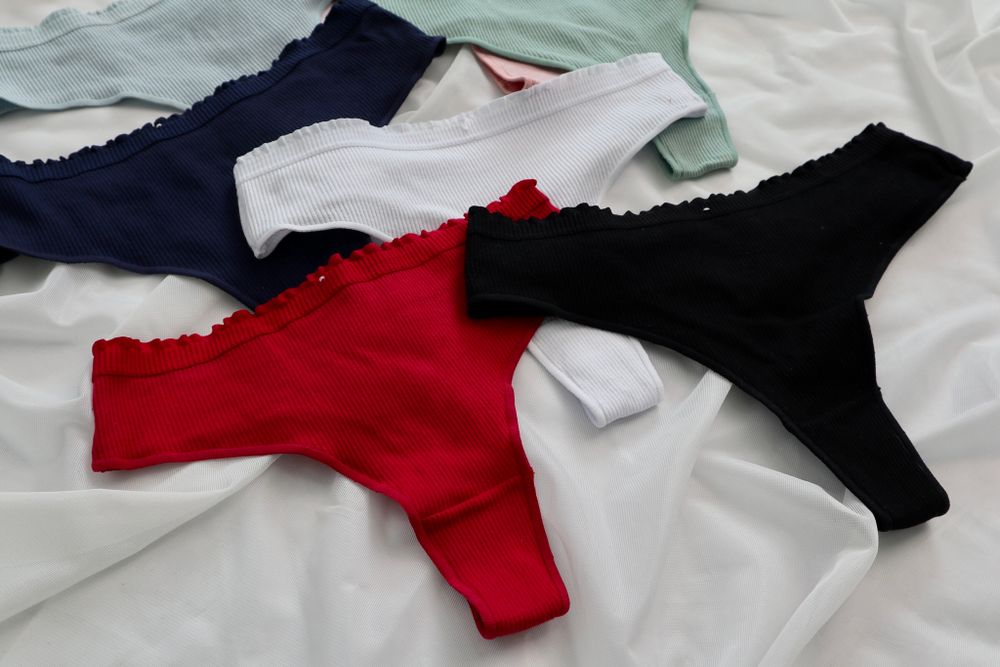 Стрінги в рубчик