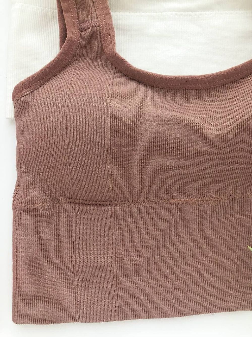 Удлиненный рифленый топ