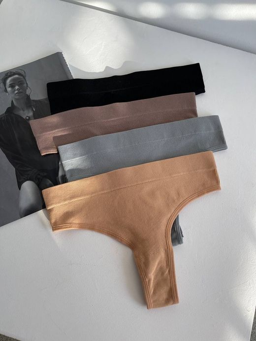 Стрінги в рубчик на високій посадці