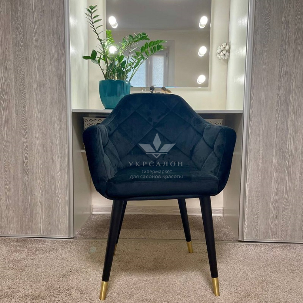 Стульчик мастера  Leganza velor на ножках